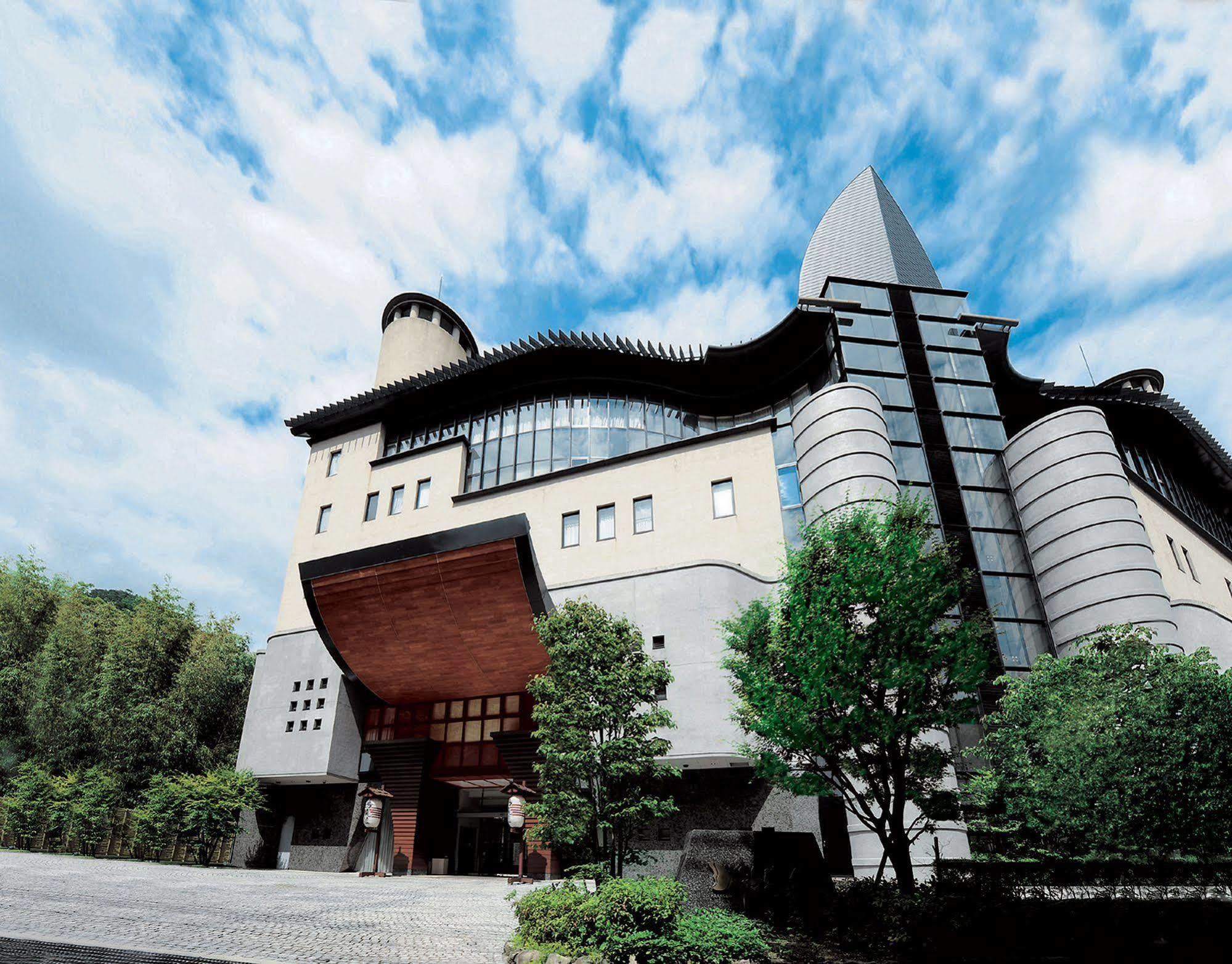 Ryokan Arima Onsen Gekkoen Korokan 5*